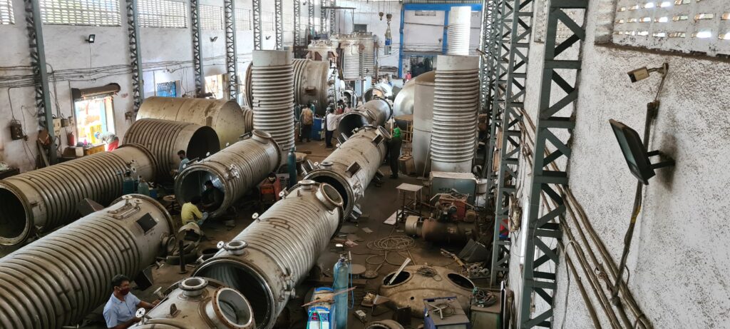 Key Design Considerations When Sourcing a Distillation Column?